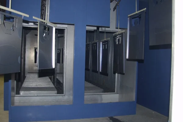Convection oven entrance vestibule with stainless interior panels